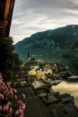 plasmatics-life:  Hallstatt am Morgen by Jürgen Prehl | (Website)