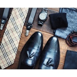 gentlemansessentials:  Essentials   Gentleman’s Essentials