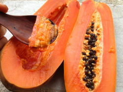 highvibin:  A few papayas for breakfast. This one’s for you