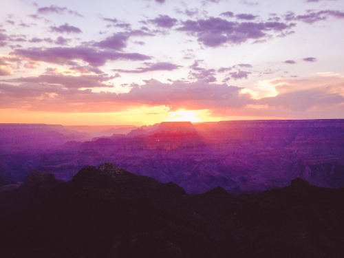 leahberman:  When the sun is in my eyes, will we still be dancing Grand Canyon, Arizona instagram 