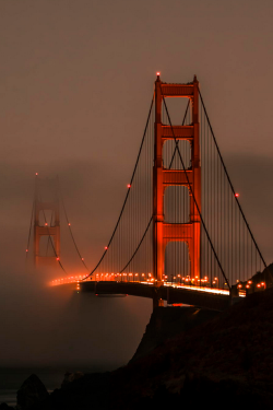 plasmatics-life:  Golden Gate Fog | By Andrew Cameron 