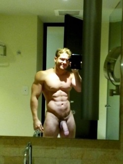 sprinkledpeen:  Henry Licett’s bathroom selfiesClick here to