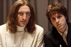 badwolf-bitches:  Nine and Moriarty dressed as John Lennon and