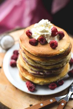 guardians-of-the-food:Raspberry Cheesecake Swirled Pancakes