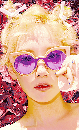 monoka:  taeyeon -Â why teasers ðŸŒºðŸƒ 