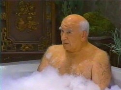 arrancar75:  Edward Asner as Zigmund Klarik on “Mad About You”, Season 5 : Episode 12 -  The Handyman (1997). Ed Asner is a definite Bear Icon. Seems like I always had a huge crush on him. He’s so handsome, funny, and that had sexy gruff voice.