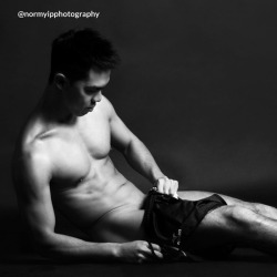 normyip: Hermes… @normyipphotography #hotbody #sixpack #abs