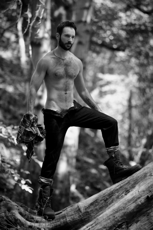 hot4hairy:  Walter Delmar  H O T 4 H A I R Y  Tumblr |  Tumblr Ask |  Twitter Email | Archive  | Follow HAIR HAIR EVERYWHERE! 