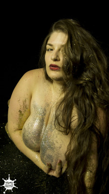 ryansuits: ryansuits:   Glitterscape ~ Carina Shero  Support