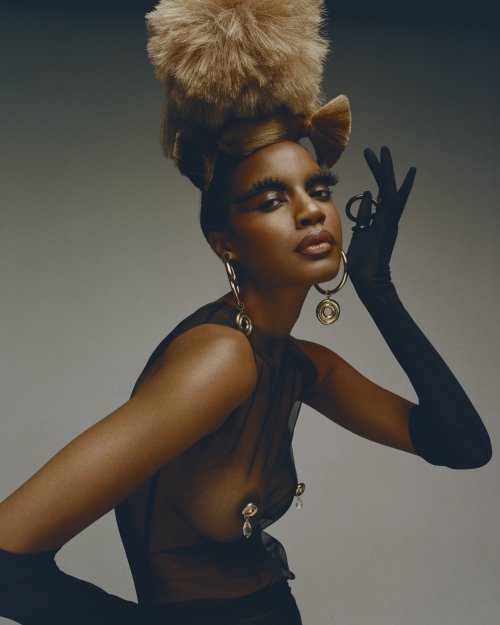 commedessgarcons:Ebonee Davis shot by Kendall Bessent and styled