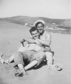 just-ann-now:  thegayreich:  WWII Gay G.I.s recounts tale of