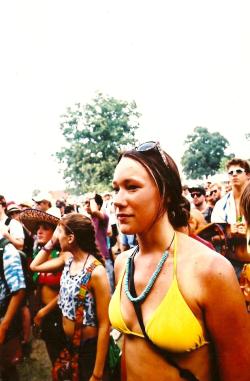 apex35mm: This Girl was Beautiful / 2011 / Bonnaroo Music Festival 