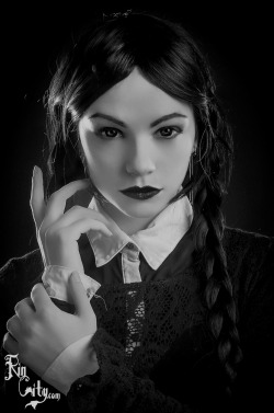 neronova:  sexy-cosplay-scroll:  Wednesday Addams   @slbtumblng