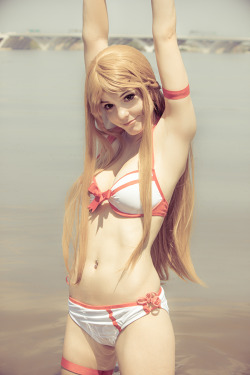 lookmycosplay:  Victoria Vaughn Cosplay, portraying Asuna from