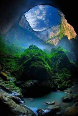 angel-kiyoss: Heavenly pit, world’s deepest sinkhole in China
