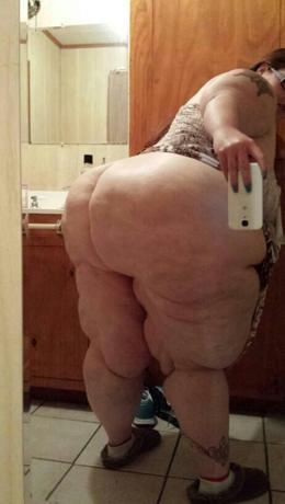 conan77fa:  thigh-rubbers:  Thanks Clint for these pics of your lady! Wow! Let me know if you need help with all that ass! Damn my kind of woman!  http://www.tumblr.com/blog/conan77fahttp://ssbbw-world.over-blog.com  Holy Hell!!!