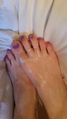 Sexy cum-covered feet