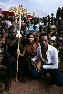 snoozelab:  wordsneedspace:  Ike &amp; Tina in Ghana 1971  It’s a shame ike was such a cunt 