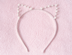 molangg:  kitty ears headband review | sponsored by Brave  Read