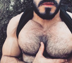 beardburnme:Pedrao_gyn instagram  I’m in love! 🤤🤤.