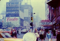 oldnewyorkpictures:Manhattan: Times Square (August 1963) -Original
