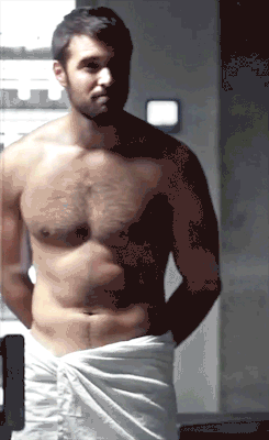 hotmal3celebrities:  Josh Bowman In Time After Time.