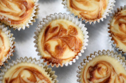 thecakebar:  Vanilla Bean Salted Caramel Swirl Cheesecake Cupcakes