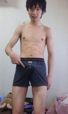 yicrktgw:  可愛い男の子だ( ᵒ̴̶̷̤﹃ ᵒ̴̶̷̤