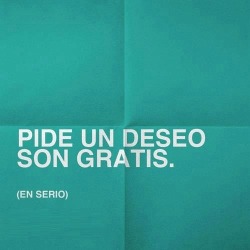 sonriealguientemira:  Pide un deseo.  