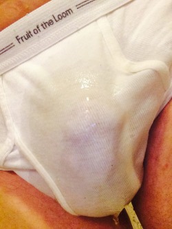 wetcrashsf:  Peeing my briefs. #tightywhities #ftl #wetpants