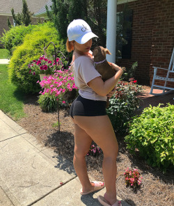 freakyboy4life:  Zaxbys chick in her booty shorts. Either a thong