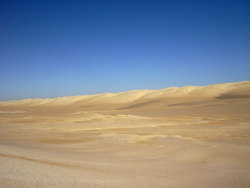 20aliens:  Abu Muharrik belt, Libyan Desert, Egypt