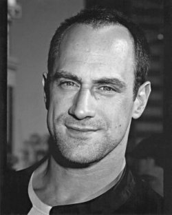 drugipargaca:  HAPPY BIRTHDAY to my favorite CHRISTOPHER MELONI!