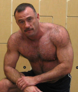 Follow my two hairy men blogs:http://sambrcln.tumblr.comhttp://hairysex.tumblr.com
