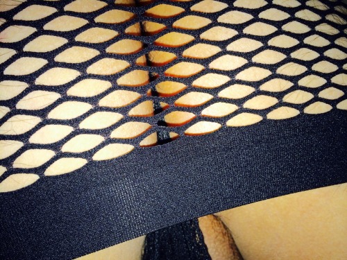 nolang66:  Fishnet love!! Enjoy!! I know I did. ðŸ˜€ðŸ˜€