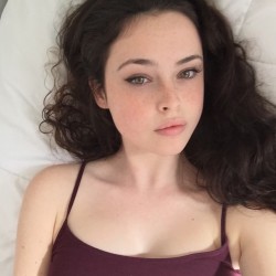 sexy-with-freckles:  Jessica Harmon http://tiny.cc/lfswiy