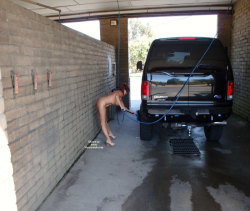 pump-your-gas-naked:  have a look if you wanna discover things