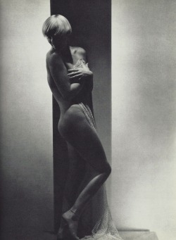 ulysses2013:Portrait of Suzy Solidor by George Hoyningen-Huene,