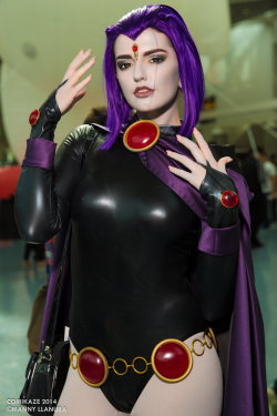 cosplayfanatics:  Comikaze 2014 Raven Titans Abby Normal Cosplay