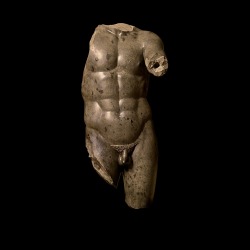 langoaurelian:The Scraper Torso 390 BC. Roman black basalt