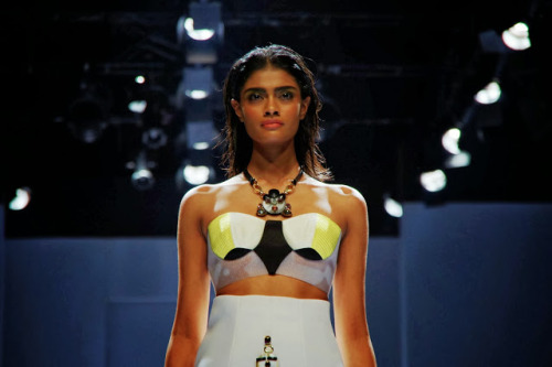 valleyofchic:  Archana Kumar for Shivan Narresh 