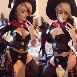 overbutts:Mercy Cosplay < |D’‘‘‘