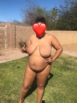 mysexywifeyy:  Wifeyy looking too damn sexy outside.