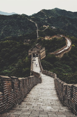 ikwt:  The Great Wall (doncharleone) | ikwt | instagram 