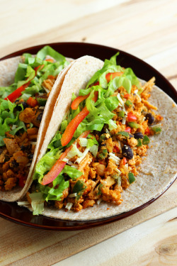 garden-of-vegan:  Burritos: whole wheat tortillas, sofritas,