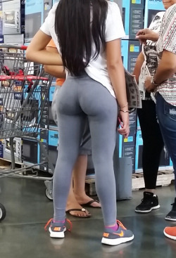 teens-wearing-yoga-pants:  Yoga pants ass in bulk at warehouse