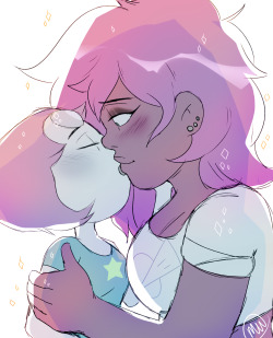 cutemaddiew:  A mystery kiss ;) please don’t reupload my art