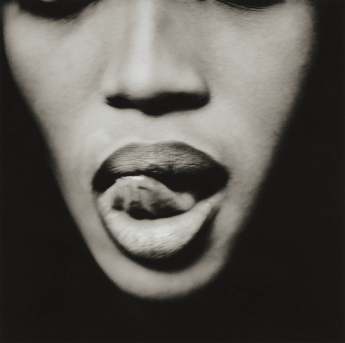 joeinct:Naomi Campbell (Lips), London, Photo by Anton Corbijn,