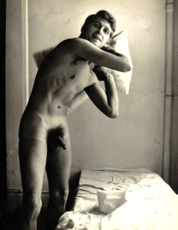 vintagemaleerotica:    Submitted by my friend John.   