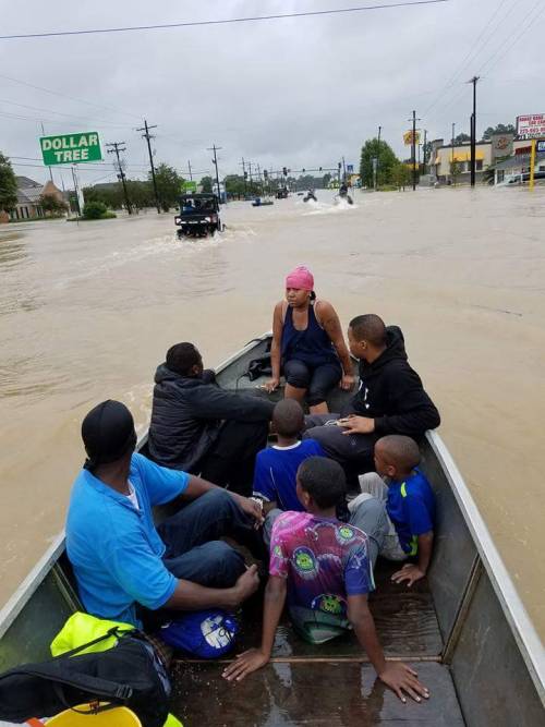 xangoblazedifiyah:  tontonmichel:  the-lonely-one96:  almalexias:  Louisiana is experiencing the worst flooding in the history of the state. Over 7,000 people have been rescued and over 5,000 people are in shelters unable to return to their homes. In